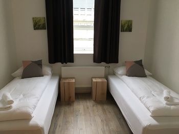 Welcome Riverside Guesthouse Хела Екстериор снимка